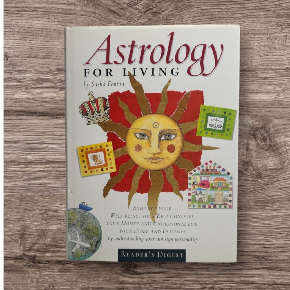 💕 Astrology for Living Book By Sasha Fenton Reader’s Digest Vintage 1999 Book